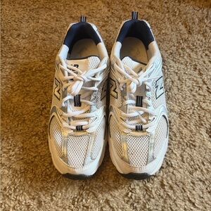 New Balance Men’s White and Navy Mesh Athletic Sneakers